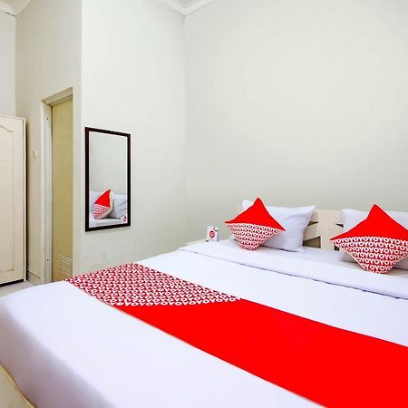 Hotel OYO 3083 D Kost 3 Syariah Yogyakarta Exterior foto