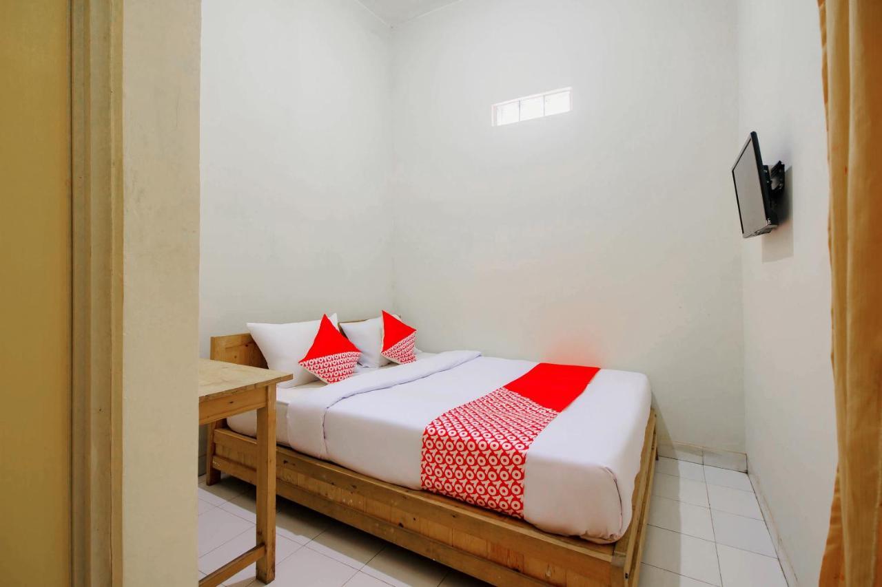 Hotel OYO 3083 D Kost 3 Syariah Yogyakarta Exterior foto