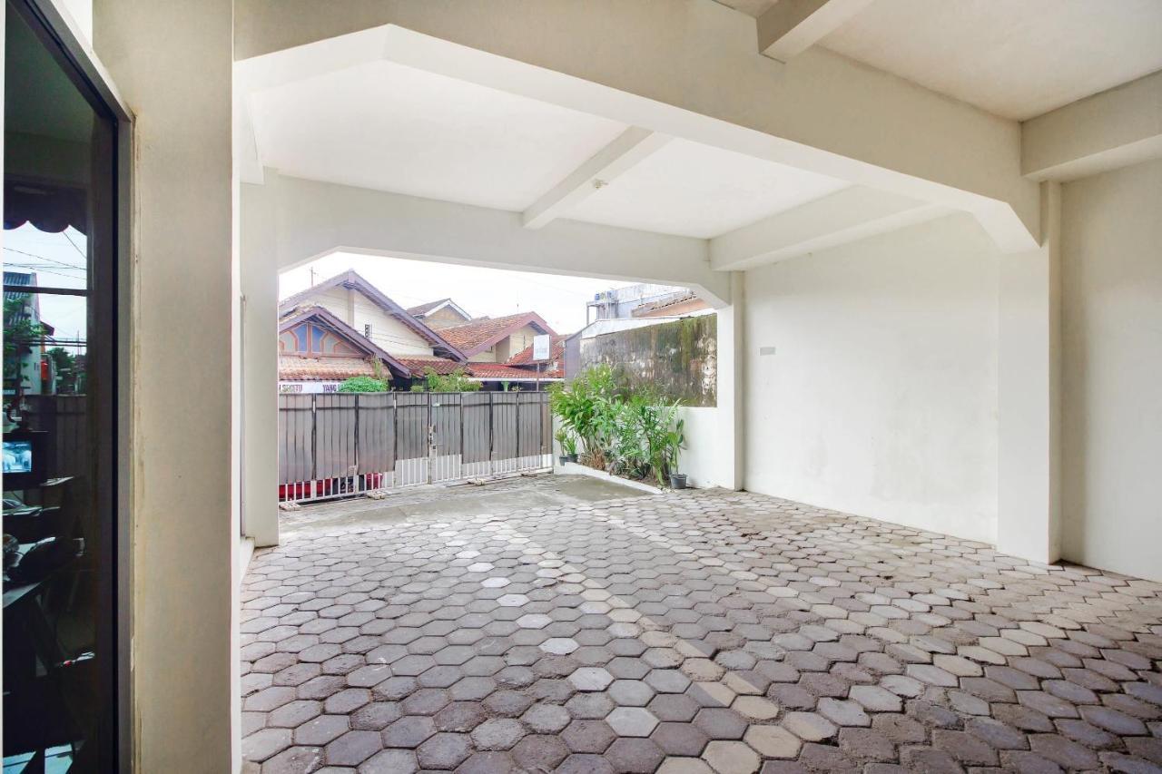 Hotel OYO 3083 D Kost 3 Syariah Yogyakarta Exterior foto