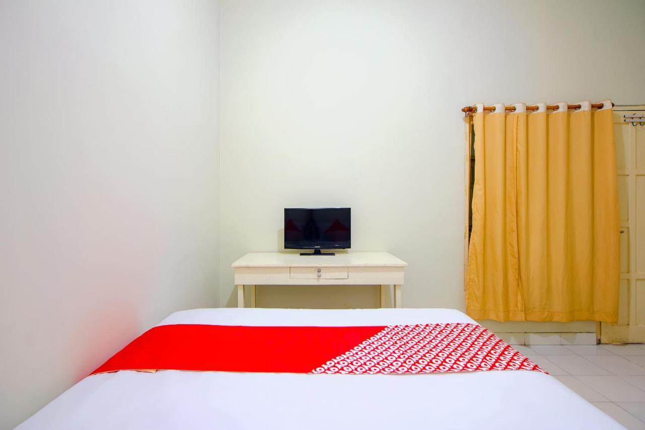 Hotel OYO 3083 D Kost 3 Syariah Yogyakarta Exterior foto